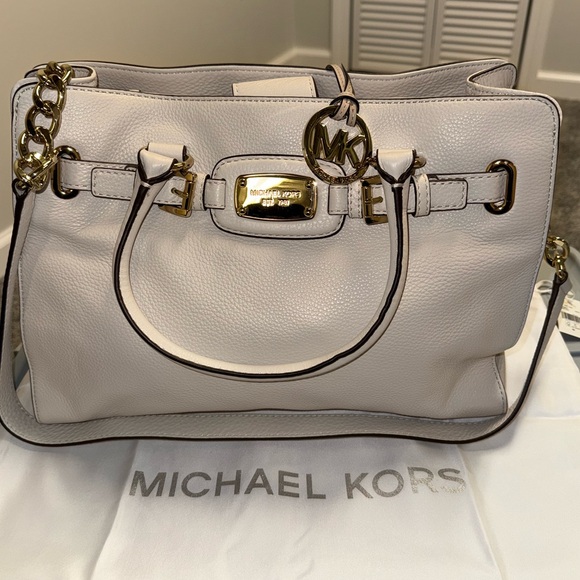 Michael Kors Hamilton EW Tote Soft Pebbled Leather Vanilla - Picture 1 of 8